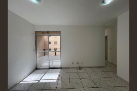 Apartamento para alugar com 70m², 3 quartos e 1 vaga