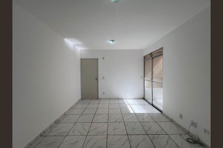 Apartamento para alugar com 70m², 3 quartos e 1 vaga