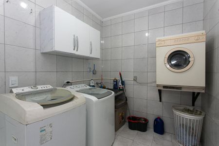 Casa à venda com 125m², 3 quartos e 2 vagasÁrea de Serviço