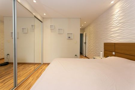 Casa à venda com 125m², 3 quartos e 2 vagasSuíte