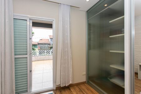 Casa à venda com 125m², 3 quartos e 2 vagasSuíte