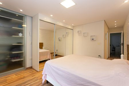Casa à venda com 125m², 3 quartos e 2 vagasSuíte