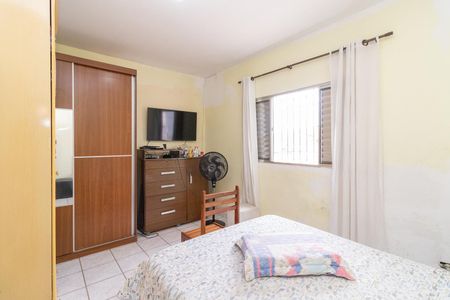 Casa à venda com 150m², 4 quartos e 2 vagas Casa à venda com 150m², 4 quartos e 2 vagasQuarto 3 Suíte