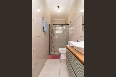 Casa à venda com 150m², 4 quartos e 2 vagas Casa à venda com 150m², 4 quartos e 2 vagasBanheiro 2