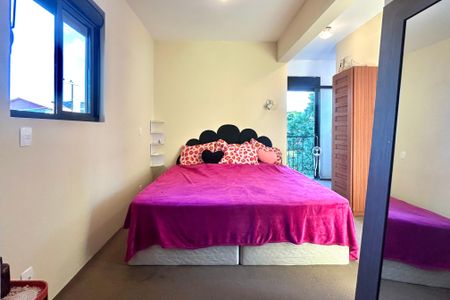 Casa para alugar com 100m², 3 quartos e 2 vagasSuíte 