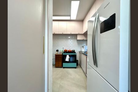 Casa para alugar com 100m², 3 quartos e 2 vagasCozinha 