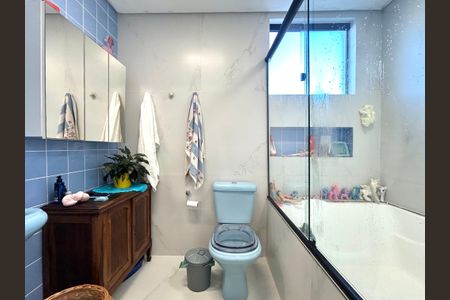 Casa para alugar com 100m², 3 quartos e 2 vagasBanheiro suíte 1