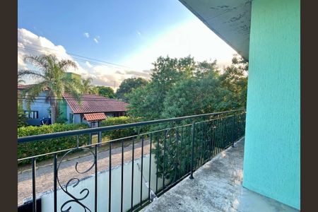 Casa para alugar com 100m², 3 quartos e 2 vagasVaranda suíte 