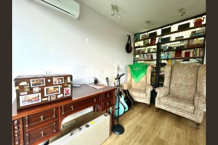 Casa para alugar com 100m², 3 quartos e 2 vagasQuarto