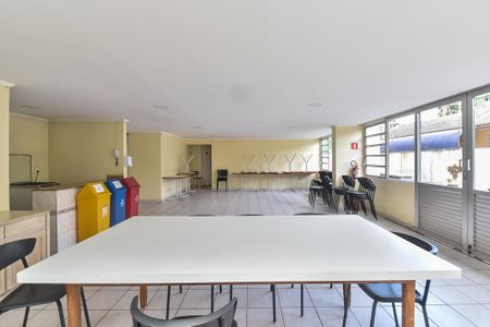 Apartamento para alugar com 85m², 3 quartos e 1 vagaÁrea comum - Salão de festas