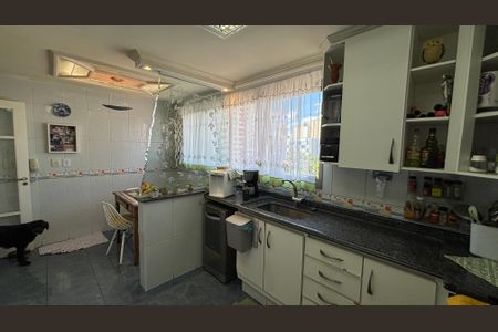 Apartamento à venda com 155m², 3 quartos e 3 vagasCozinha