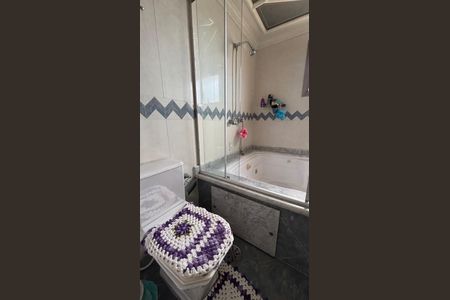 Apartamento à venda com 155m², 3 quartos e 3 vagasBanheiro da Suíte
