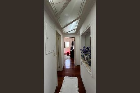 Apartamento à venda com 155m², 3 quartos e 3 vagasCorredor