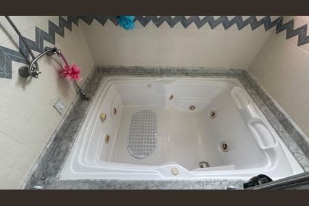 Apartamento à venda com 155m², 3 quartos e 3 vagasBanheiro da Suíte