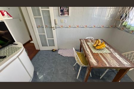 Apartamento à venda com 155m², 3 quartos e 3 vagasCozinha