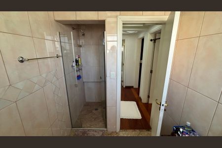 Apartamento à venda com 155m², 3 quartos e 3 vagasBanheiro
