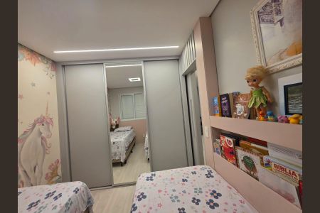 Apartamento à venda com 81m², 3 quartos e 2 vagasQuarto