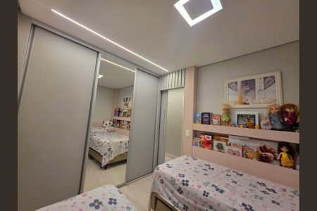 Apartamento à venda com 81m², 3 quartos e 2 vagasQuarto