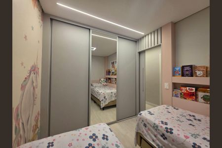 Apartamento à venda com 81m², 3 quartos e 2 vagasQuarto