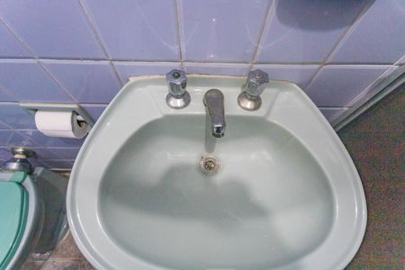 Casa à venda com 700m², 3 quartos e 12 vagasBanheiro 2