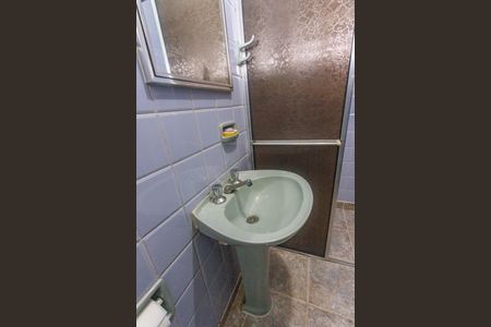 Casa à venda com 700m², 3 quartos e 12 vagasBanheiro 2