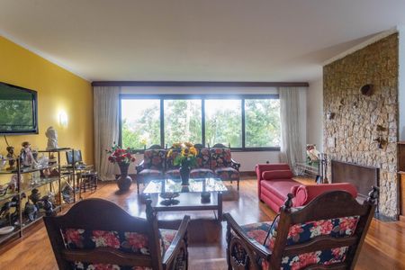 Casa à venda com 700m², 3 quartos e 12 vagasSala 