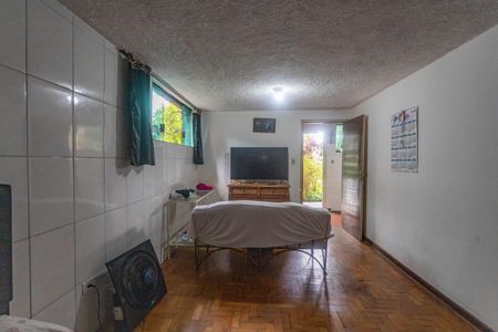 Casa à venda com 700m², 3 quartos e 12 vagasQuarto de serviço 