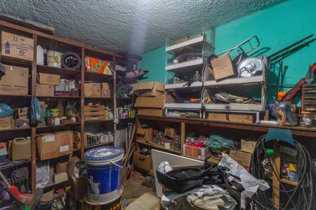 Casa à venda com 700m², 3 quartos e 12 vagasDeposito 