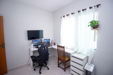 Casa à venda com 105m², 2 quartos e 2 vagasQuarto 2