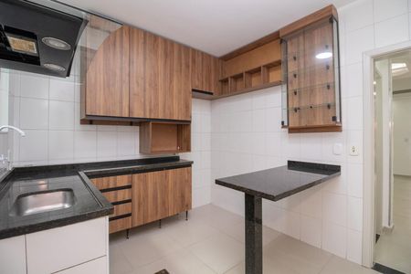 Casa de condomínio à venda com 101m², 2 quartos e 2 vagasCozinha