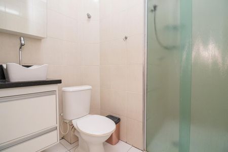 Casa de condomínio à venda com 101m², 2 quartos e 2 vagasBanheiro