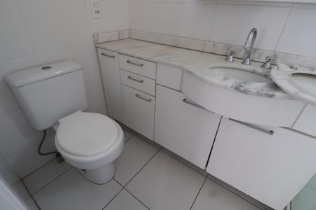 Apartamento para alugar com 74m², 3 quartos e 1 vagaBanheiro 
