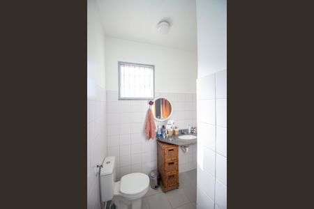 Casa de condomínio à venda com 150m², 3 quartos e 2 vagasBanheiro Social