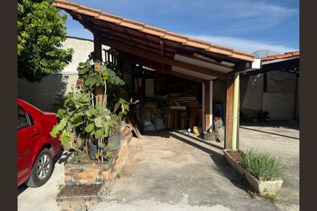 Casa de condomínio à venda com 150m², 3 quartos e 2 vagasGaragem