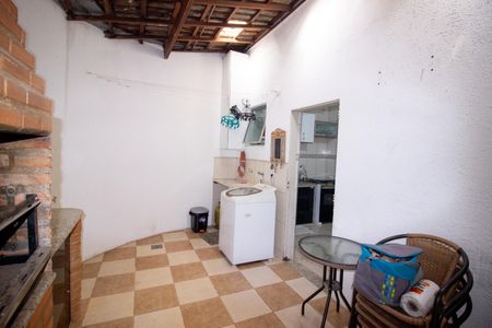 Casa de condomínio à venda com 150m², 3 quartos e 2 vagasÁrea gourmet