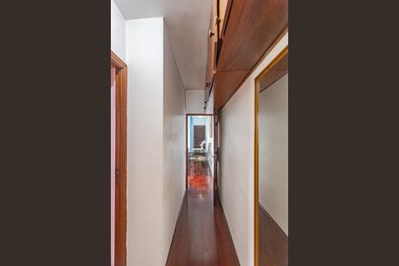Apartamento à venda com 57m², 2 quartos e sem vagaCorredor