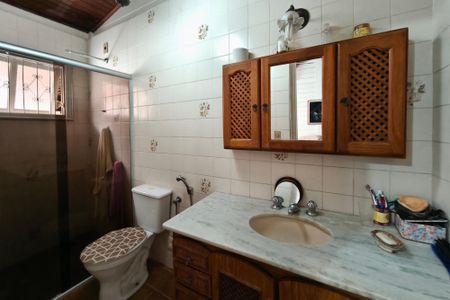 Banheiro Suíte de casa à venda com 3 quartos, 743m² em Jardim Paranapanema, Campinas