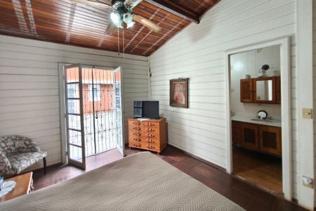 Casa à venda com 743m², 3 quartos e 6 vagasQuarto Suíte