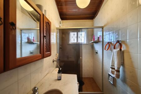 Casa à venda com 743m², 3 quartos e 6 vagas Casa à venda com 743m², 3 quartos e 6 vagasLavabo