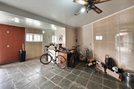 Casa à venda com 743m², 3 quartos e 6 vagasÁrea de Serviço