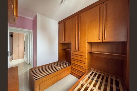 Apartamento para alugar com 75m², 3 quartos e 2 vagasQuarto 2