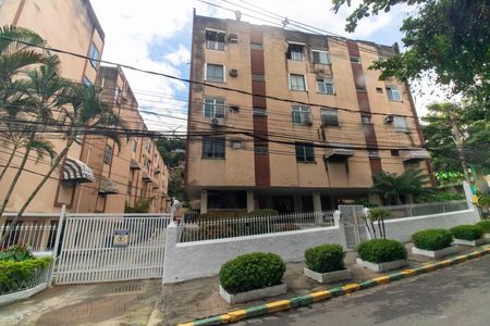 Apartamento à venda com 60m², 2 quartos e 1 vagaFachada