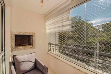 Sala - Varanda de apartamento para alugar com 2 quartos, 67m² em Passo D’areia, Porto Alegre