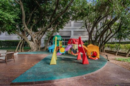 Apartamento para alugar com 67m², 2 quartos e 1 vaga Apartamento para alugar com 67m², 2 quartos e 1 vagaÁrea comum - Playground