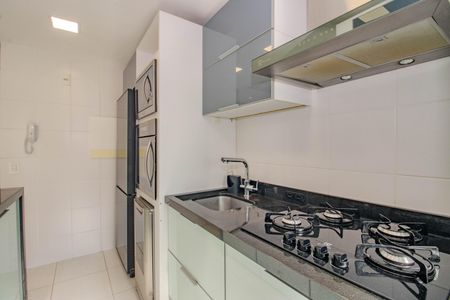 Apartamento para alugar com 67m², 2 quartos e 1 vaga Apartamento para alugar com 67m², 2 quartos e 1 vagaCozinha e Área de Serviço