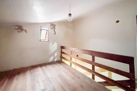 Casa para alugar com 300m², 4 quartos e 1 vaga Corredor