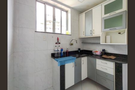 Apartamento para alugar com 100m², 3 quartos e sem vaga Apartamento para alugar com 100m², 3 quartos e sem vagaCozinha