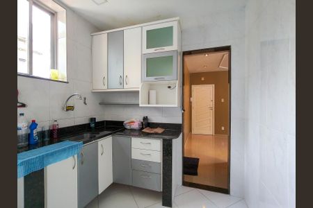 Apartamento para alugar com 100m², 3 quartos e sem vaga Apartamento para alugar com 100m², 3 quartos e sem vagaCozinha