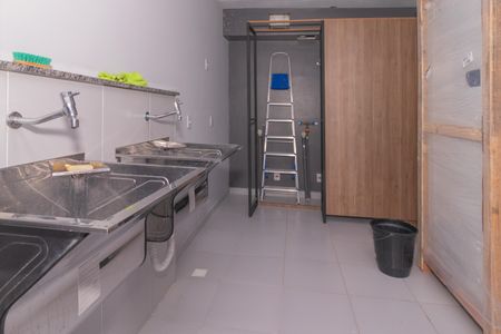 Apartamento para alugar com 25m², 1 quarto e sem vagaÁrea comum - Lavanderia