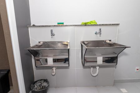 Apartamento para alugar com 25m², 1 quarto e sem vagaÁrea comum - Lavanderia